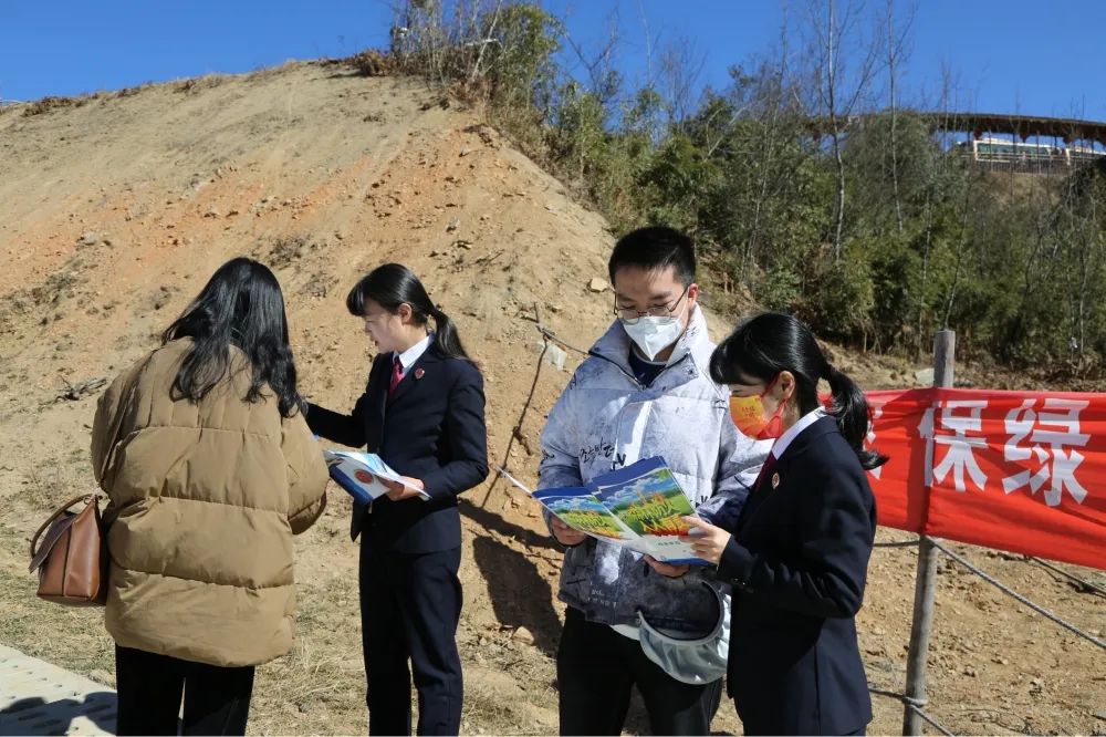 【转树作抓】“检爱同行·护未成长” 石棉县人民检察院宣传活动三月记